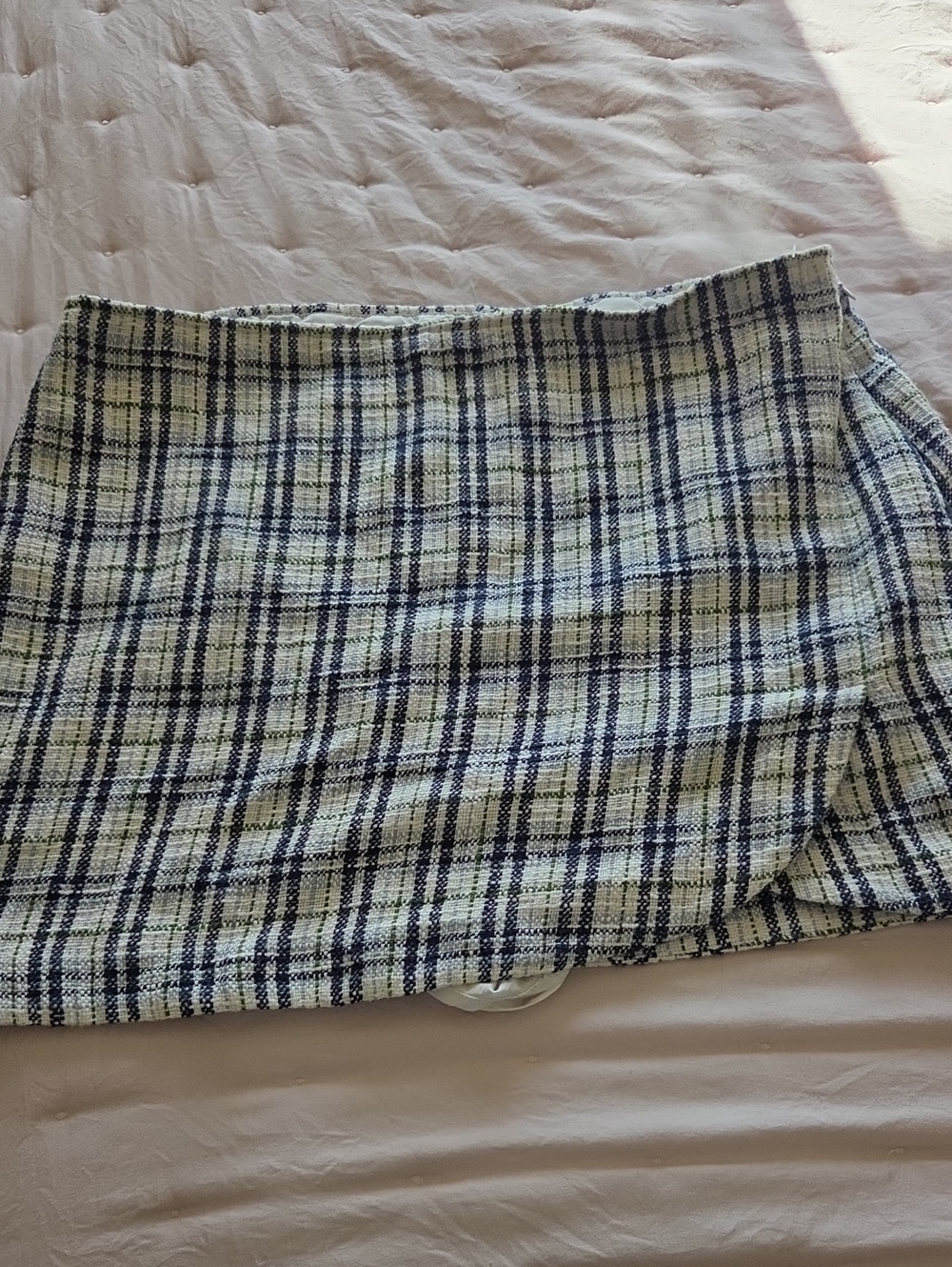Abercrombie & Fitch Cream and Navy Plaid Mini Skort